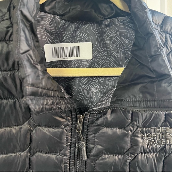 Unisex northface puffer jacket - Picture 2 of 5